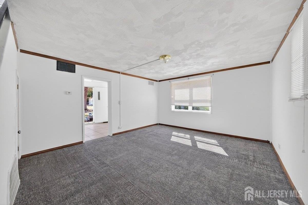 6 Farm Ln - Photo 2 of 13