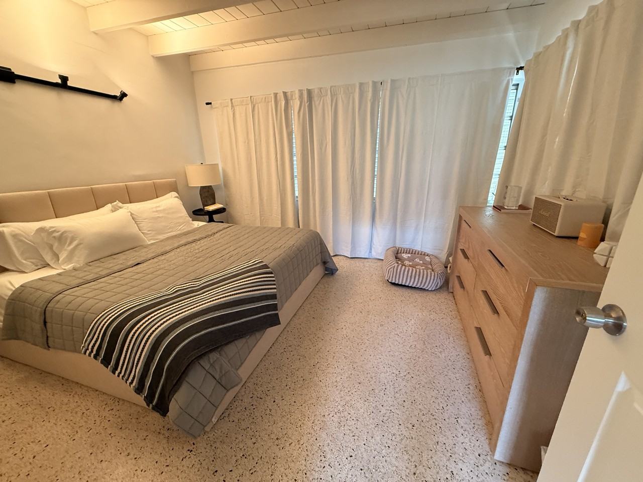 2841 Sw 33rd Ave #1 - Photo 7 of 20