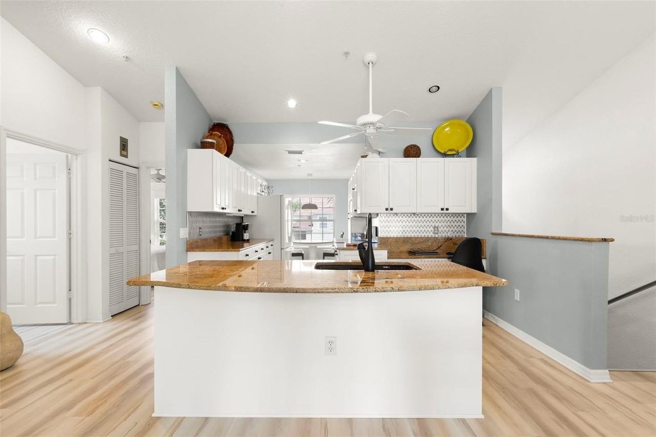 6758 Fairview Ter - Photo 4 of 32