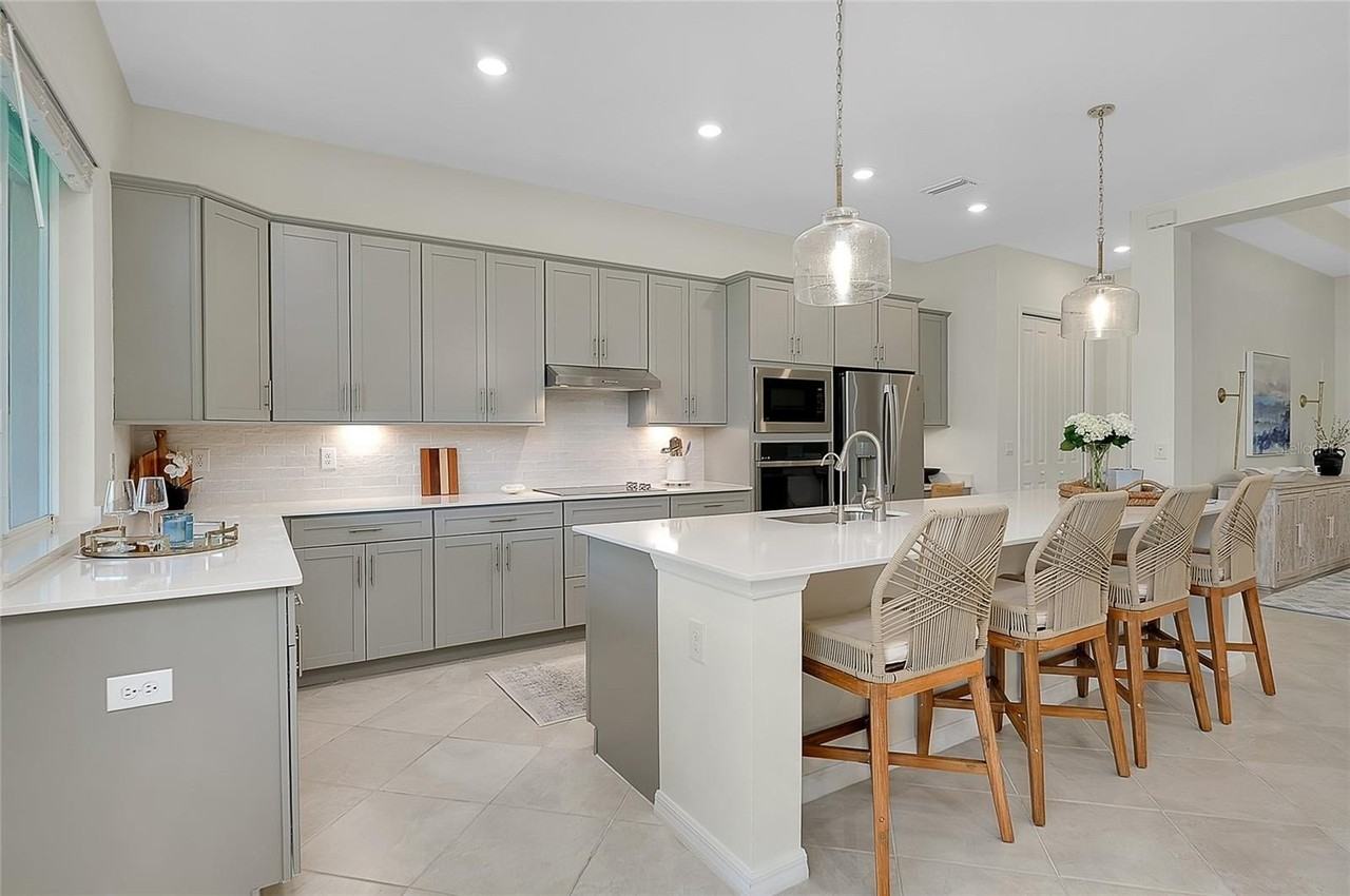 17525 Jadestone Ct - Photo 7 of 19