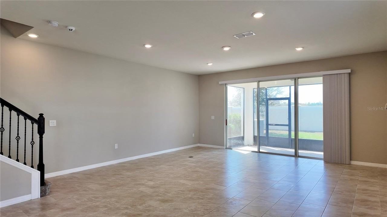 3836 Grassland Dr - Photo 6 of 17