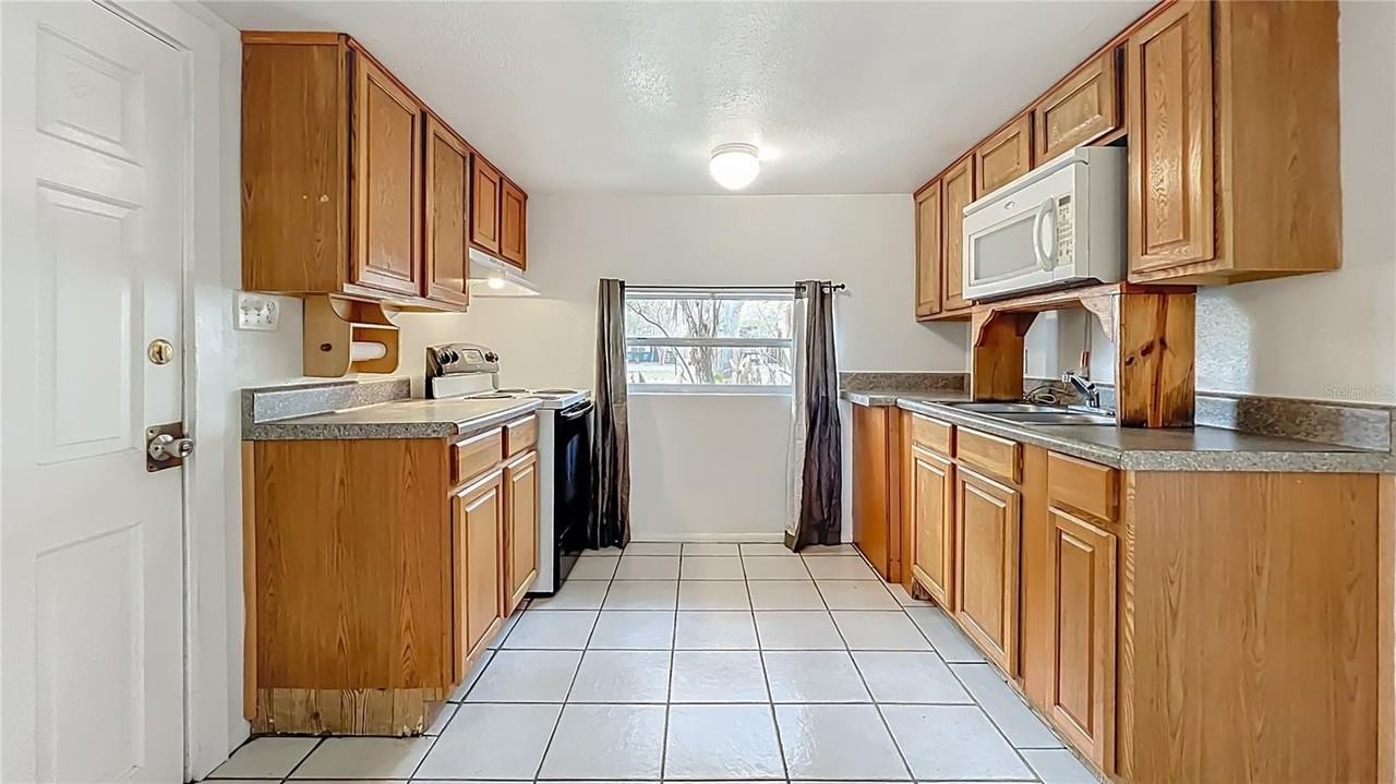 5110 Old Cheney Hwy #A - Photo 6 of 50