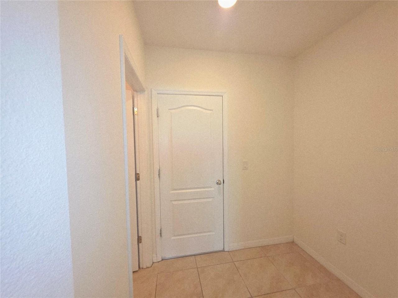 1888 Katz Crossing Dr - Photo 7 of 24