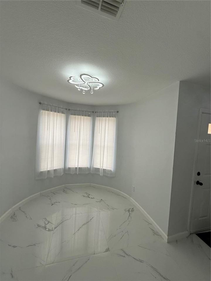 50 Cordona Dr #A - Photo 6 of 14