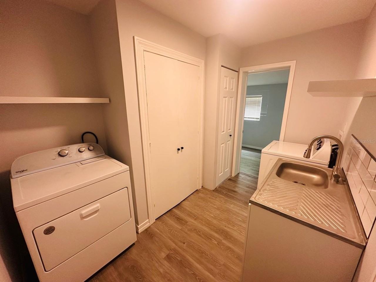 408 Ne 12th Ave - Photo 7 of 16