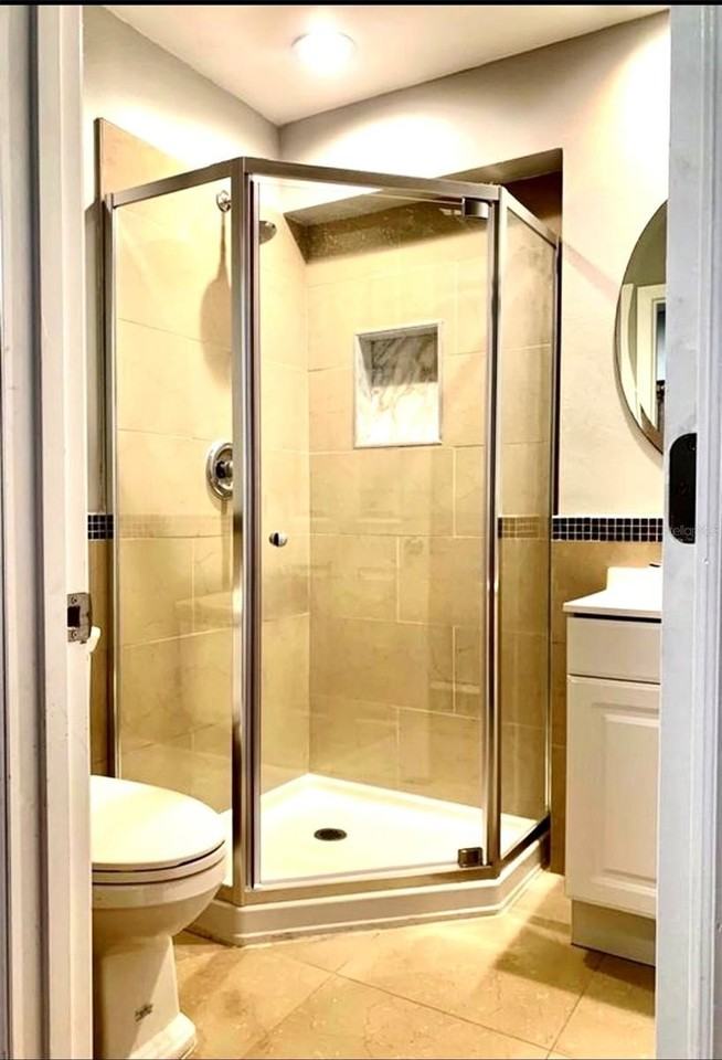 947 Pinedale Ave - Photo 4 of 13