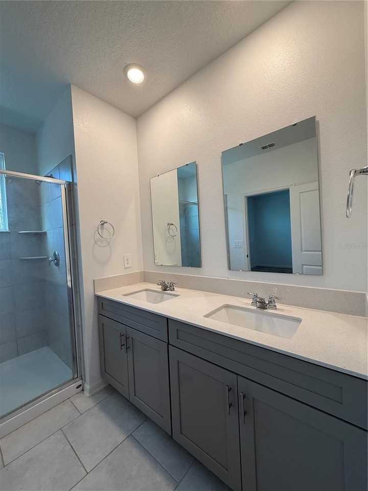 7705 Stone Creek Trl - Photo 4 of 17