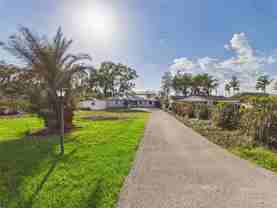 11202 Winn Rd - Photo 1 of 1