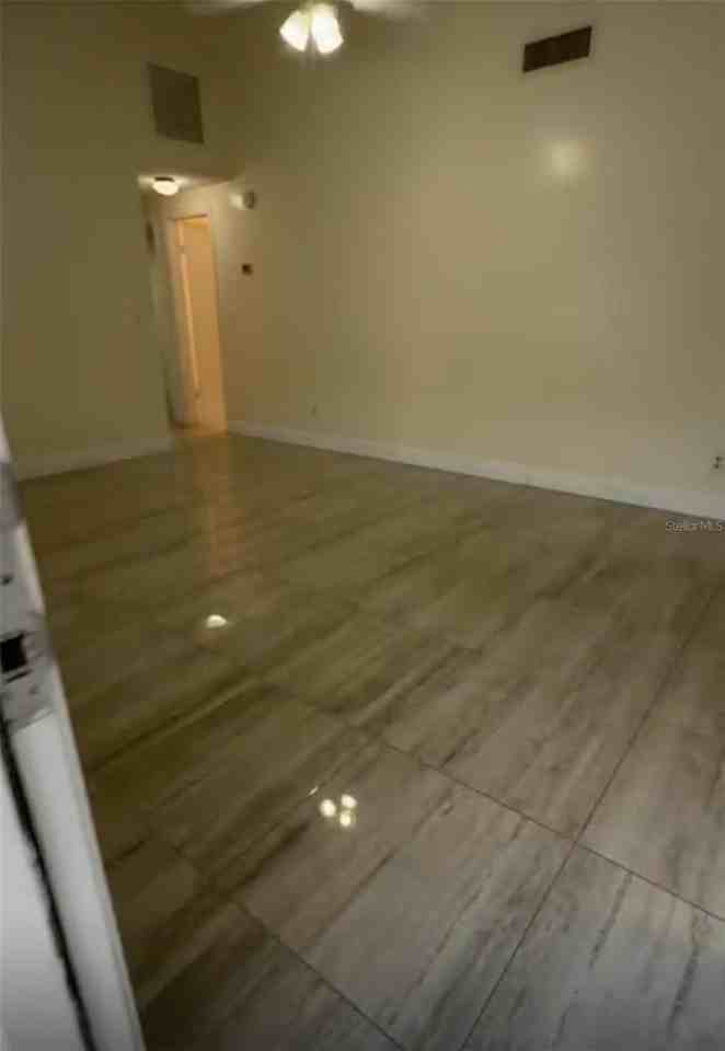 8711 Sage Ct - Photo 3 of 12