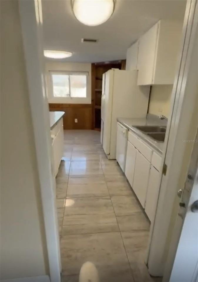 8711 Sage Ct - Photo 5 of 12