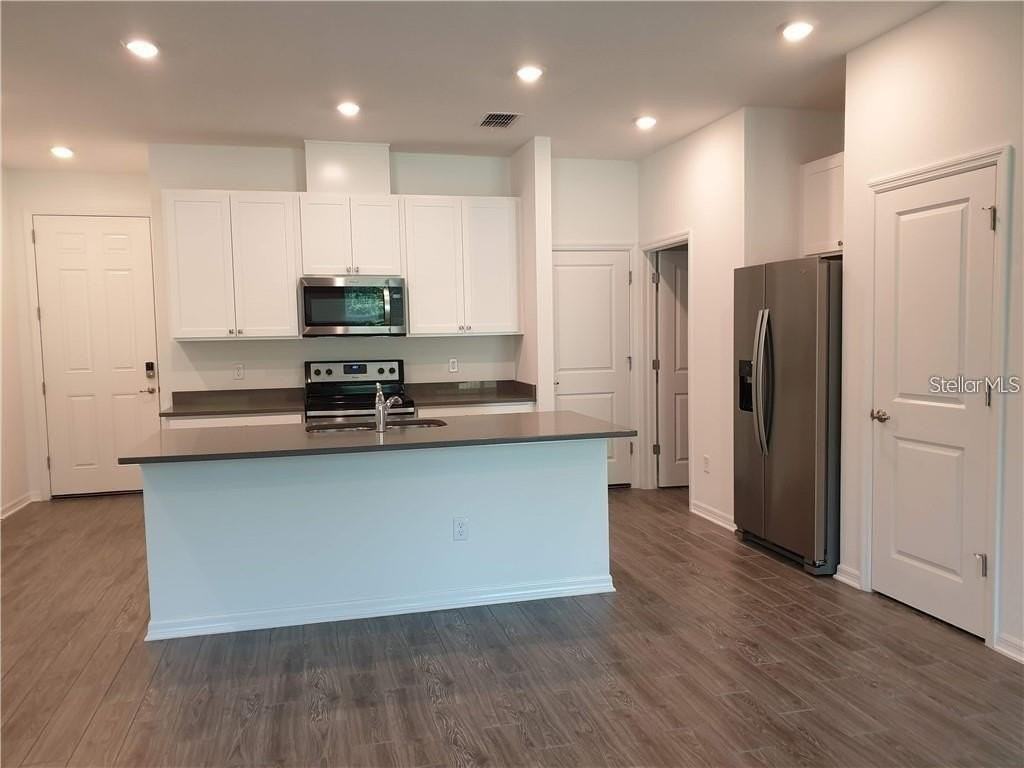 15050 Blue Quaker Pl - Photo 4 of 12