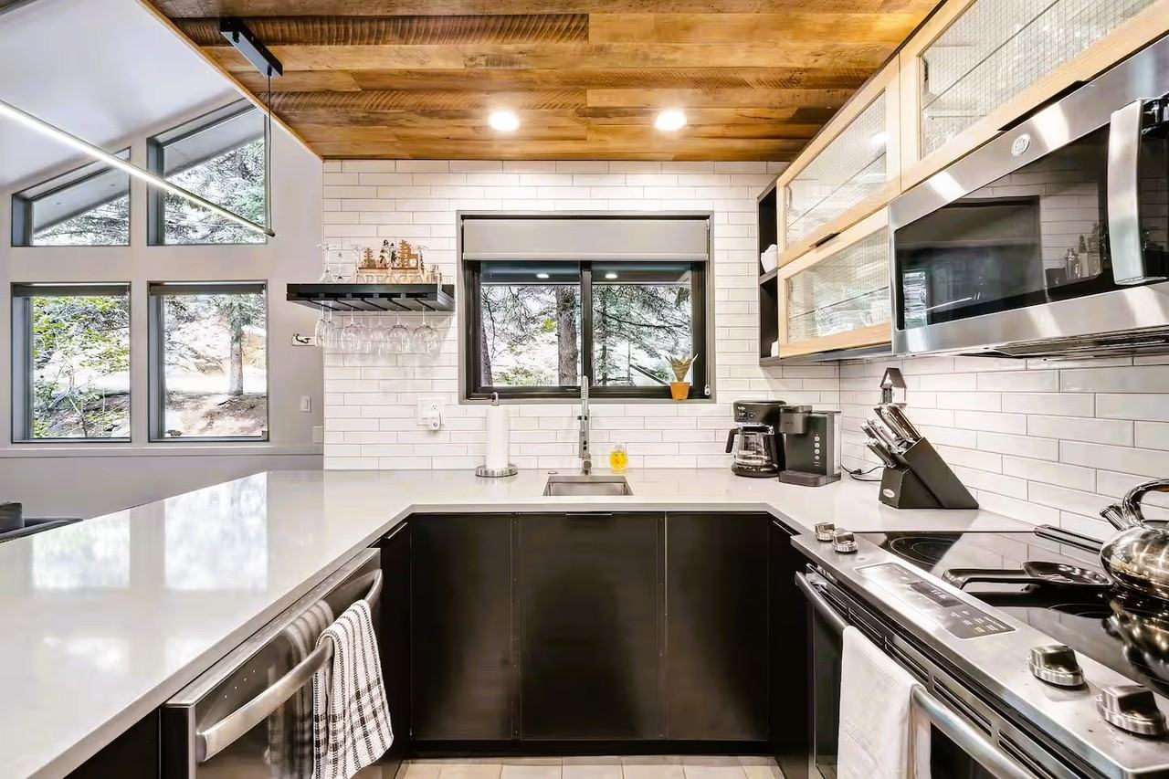 1237 Chicago Creek Rd #1 - Photo 3 of 28