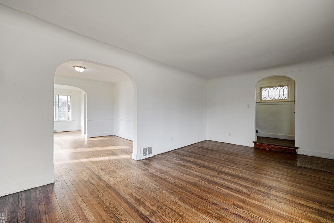 5203 Devonshire Rd - Photo 5 of 37