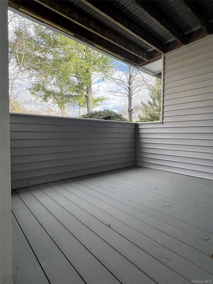 10 Wild Oaks Rd Apt 122 - Photo 7 of 11