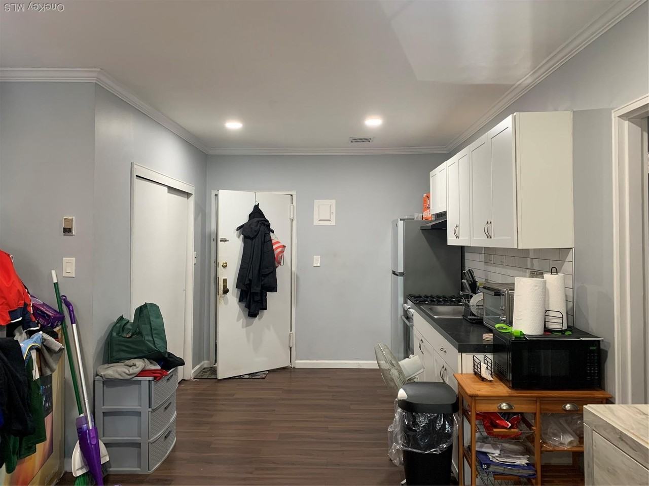 21 Audrey Ave Ste 2-29 - Photo 3 of 6