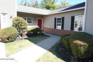 featured image of 102 Cranbrook Ct