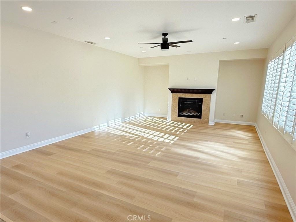 6870 Tourmaline Dr - Photo 3 of 15