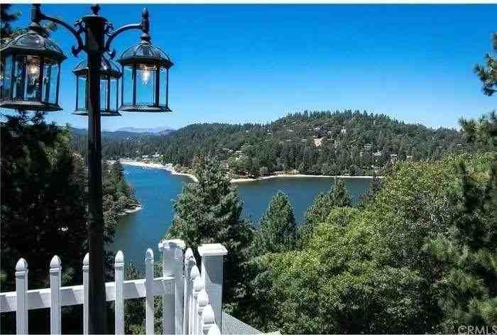 652 Arbula Dr - Photo 2 of 23