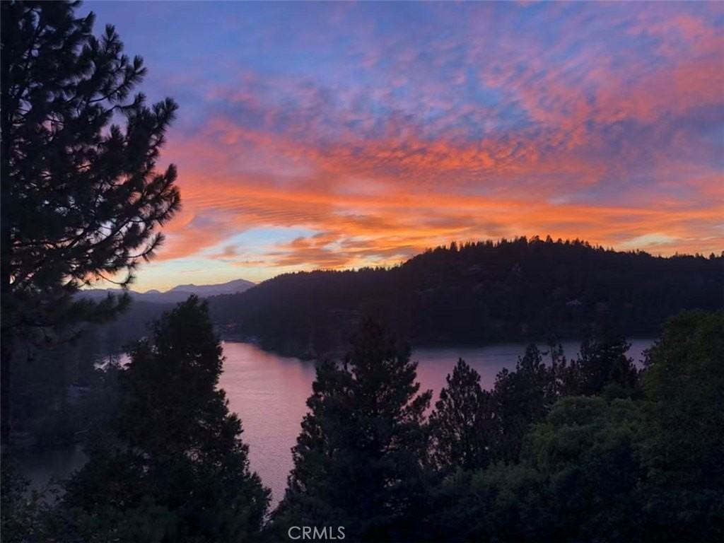 652 Arbula Dr - Photo 3 of 23