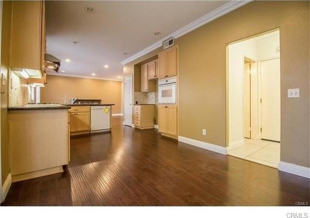 7433 Rutledge Ct - Photo 7 of 18