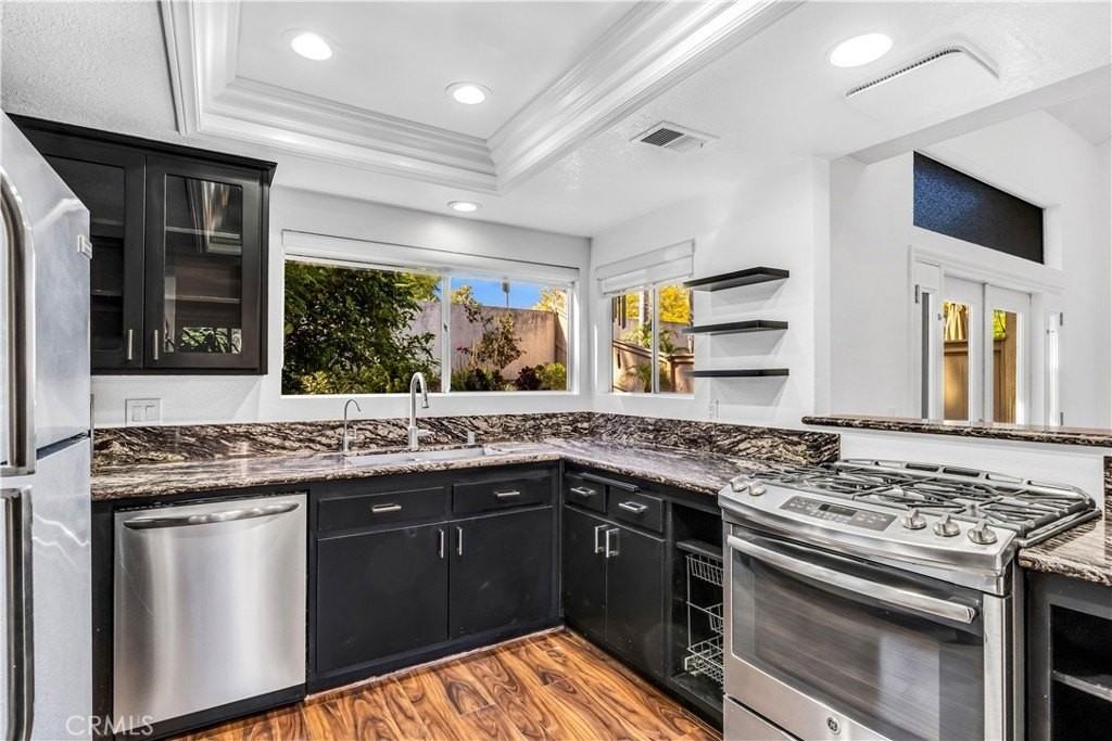 15 Sandalwood - Photo 4 of 38