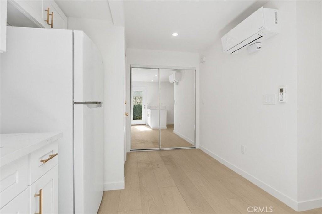 3926 Acacia St - Photo 2 of 33