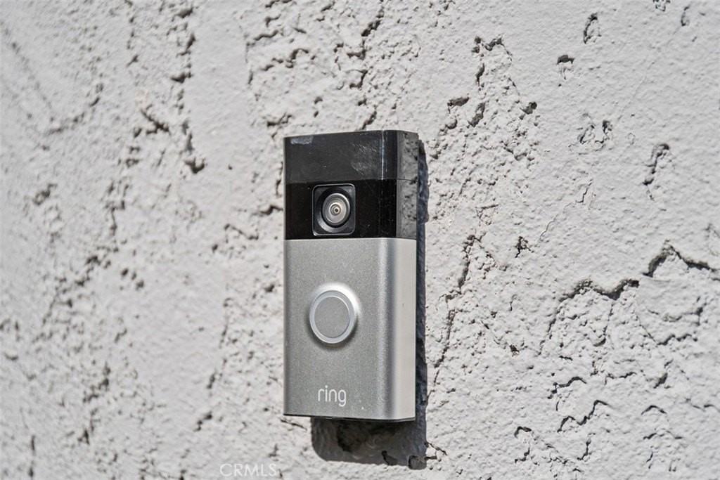 3926 Acacia St - Photo 6 of 33