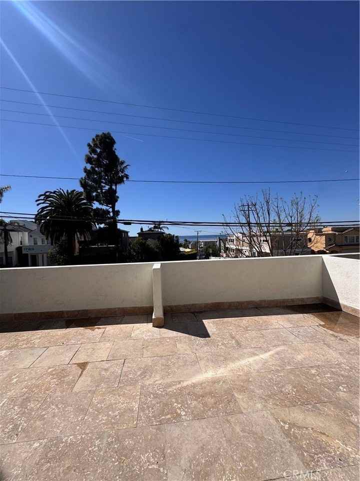 1734 Prospect Ave #B - Photo 2 of 31