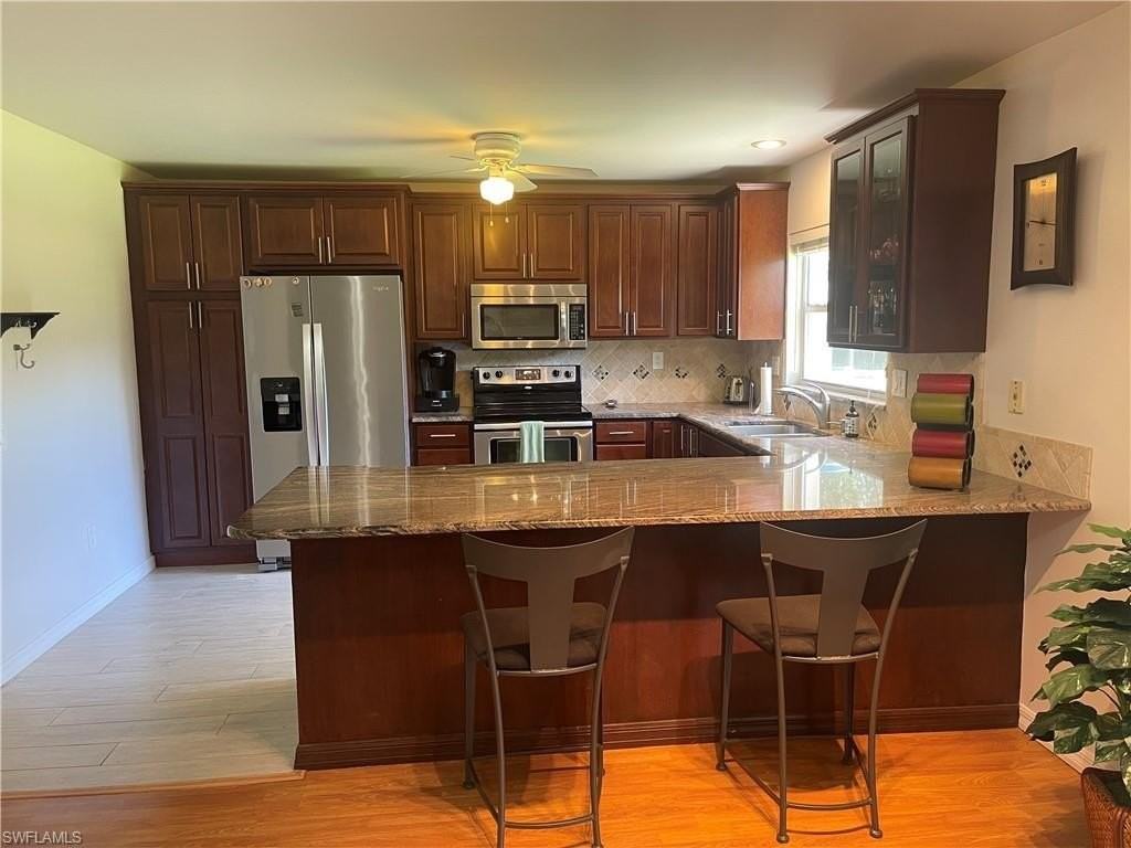 378 Dover Pl Apt 702 - Photo 3 of 20