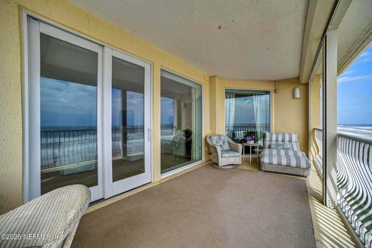 120 S Serenata Dr #334 - Photo 3 of 46