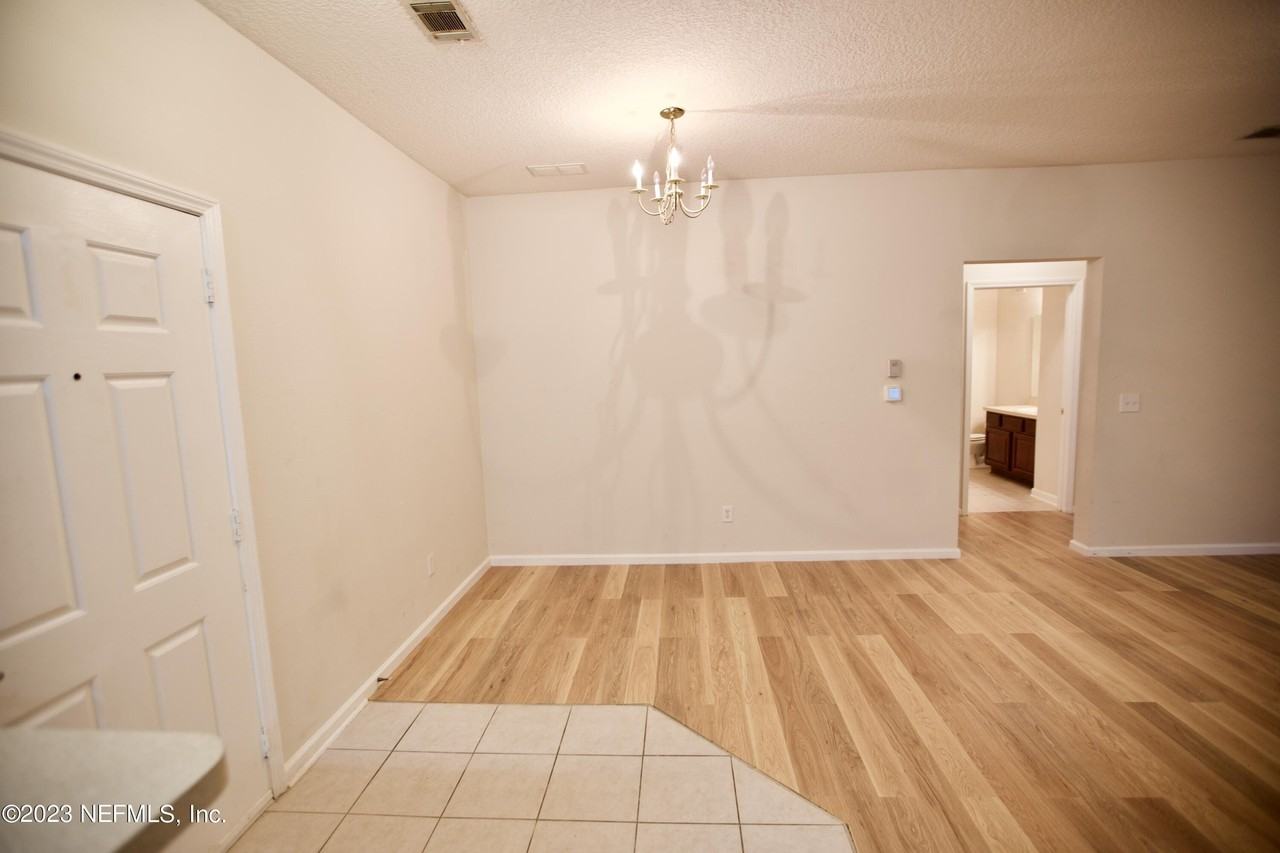 3600 Lenin Peak Ct Unit 8 - Photo 6 of 28
