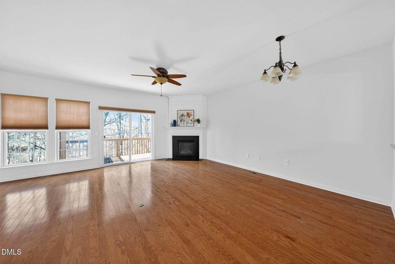 4054 Yellowfield Way - Photo 4 of 31