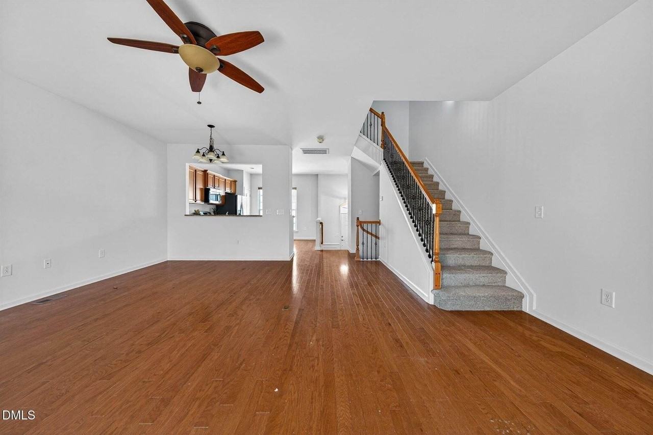 4054 Yellowfield Way - Photo 5 of 31