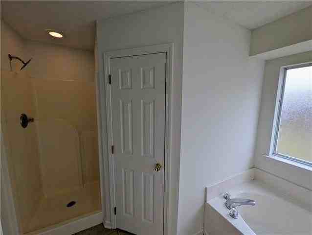 2140 Dupard St - Photo 7 of 11