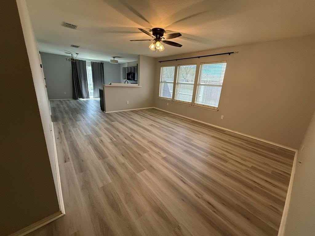 2841 Bluffs Ct - Photo 6 of 17