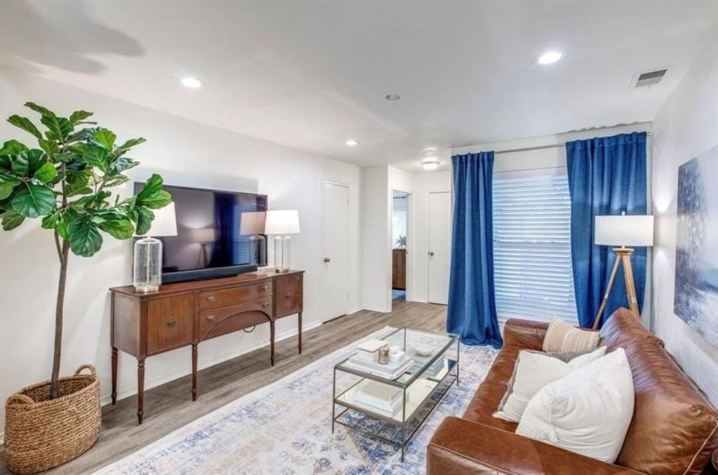 5463 Anita St - Photo 4 of 17