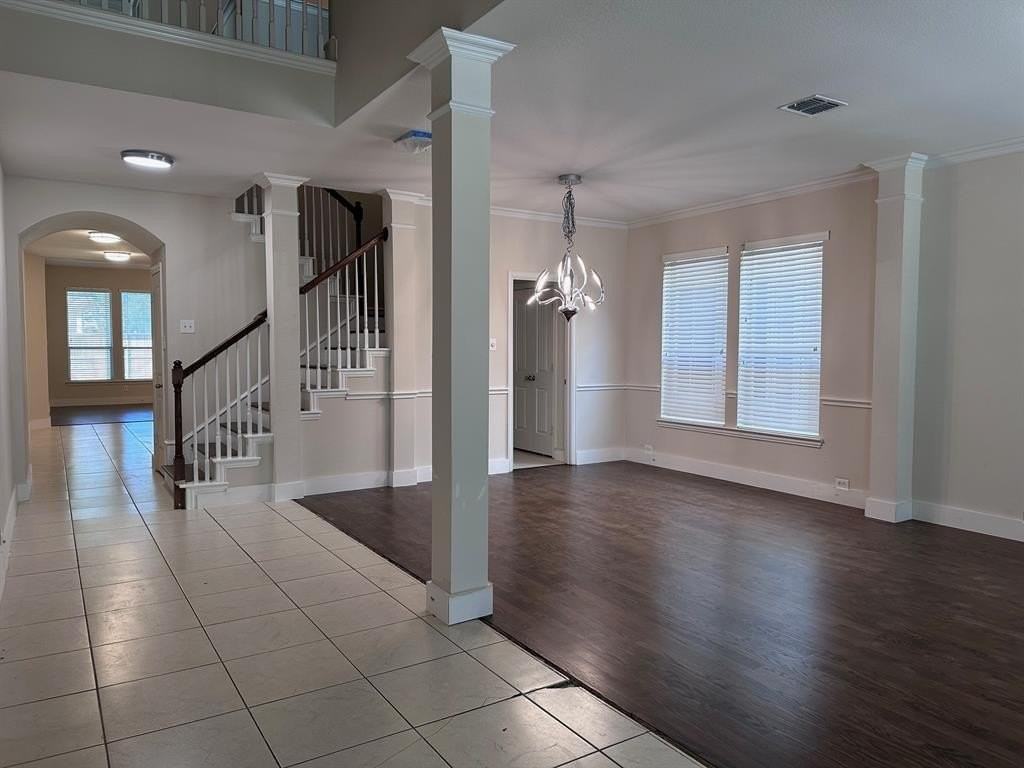 4912 Derbyshire Dr - Photo 3 of 16