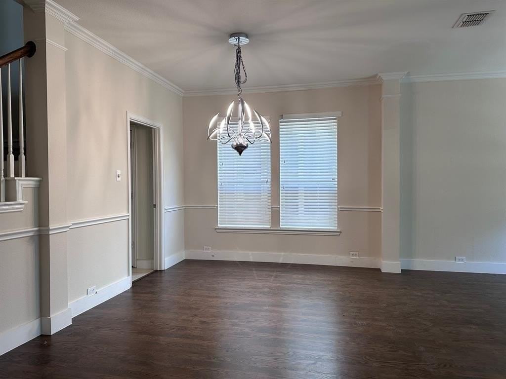 4912 Derbyshire Dr - Photo 5 of 16