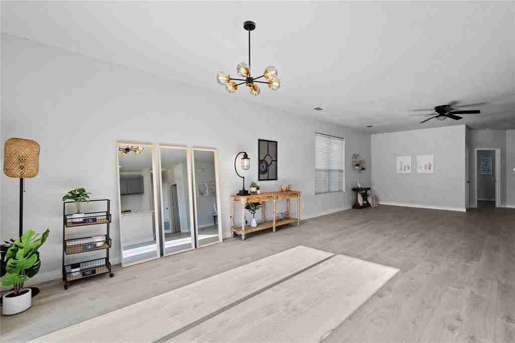 1110 Greywood Dr - Photo 5 of 27