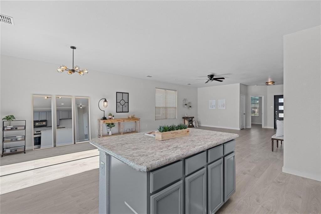 1110 Greywood Dr - Photo 7 of 27