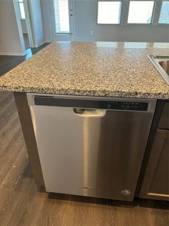 1001 Euston St - Photo 5 of 15