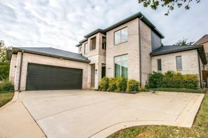featured image of 6813 Woodland Hills Dr