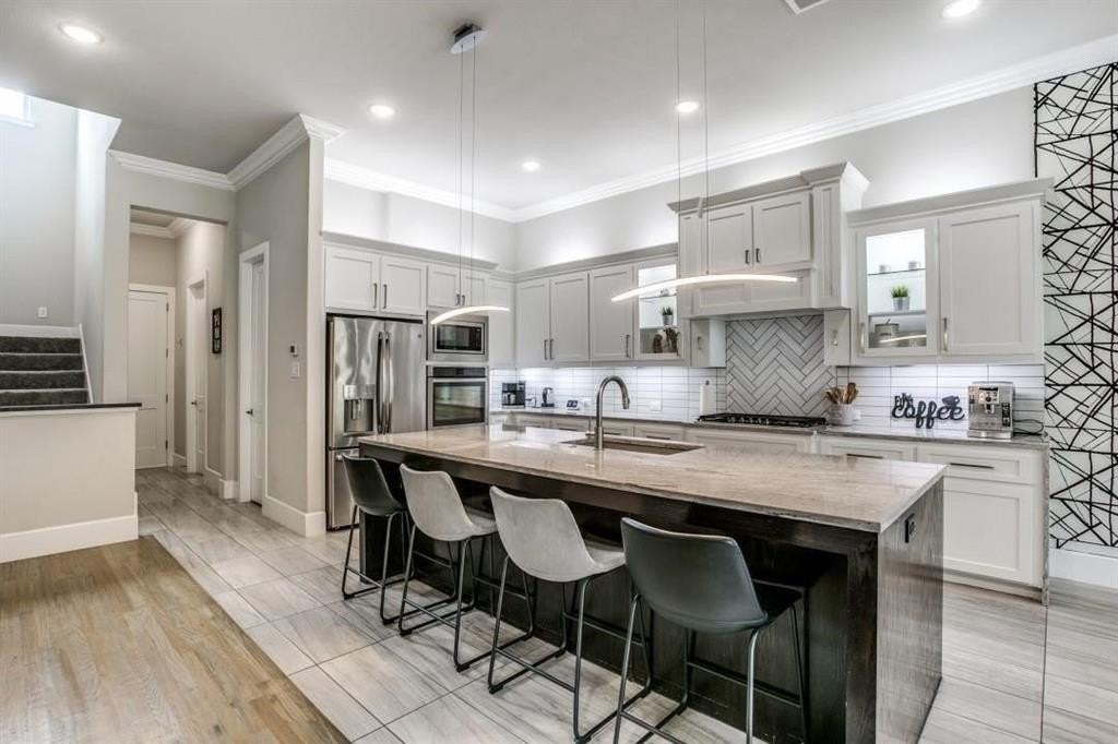 6813 Woodland Hills Dr - Photo 7 of 26