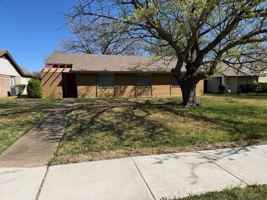 featured image of 3517 Cotillion Dr