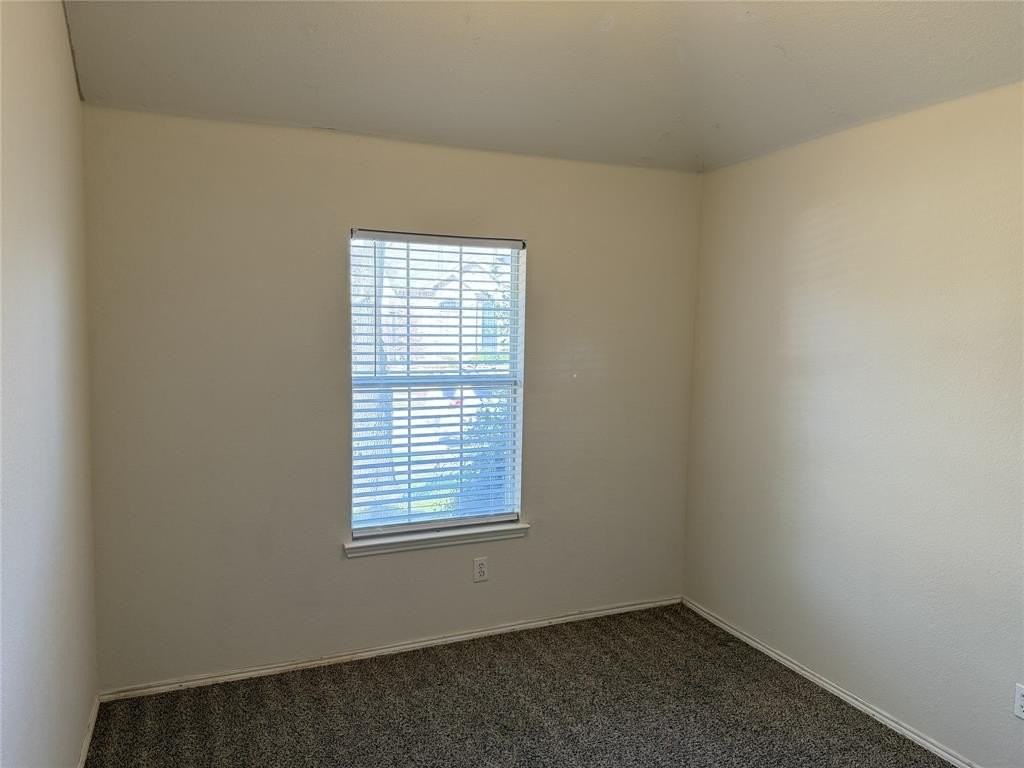 5829 White Pine Dr - Photo 6 of 15