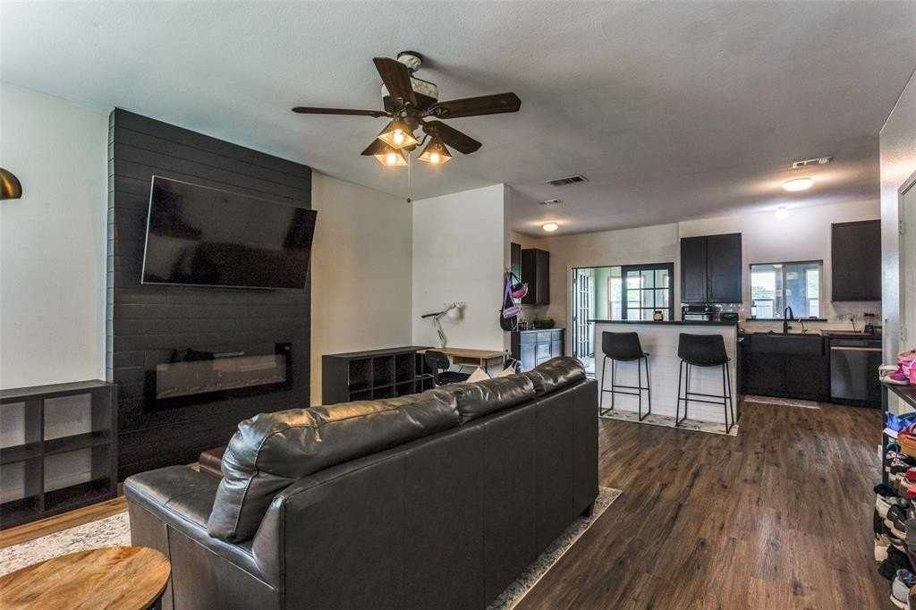 803 Greene Way - Photo 6 of 24