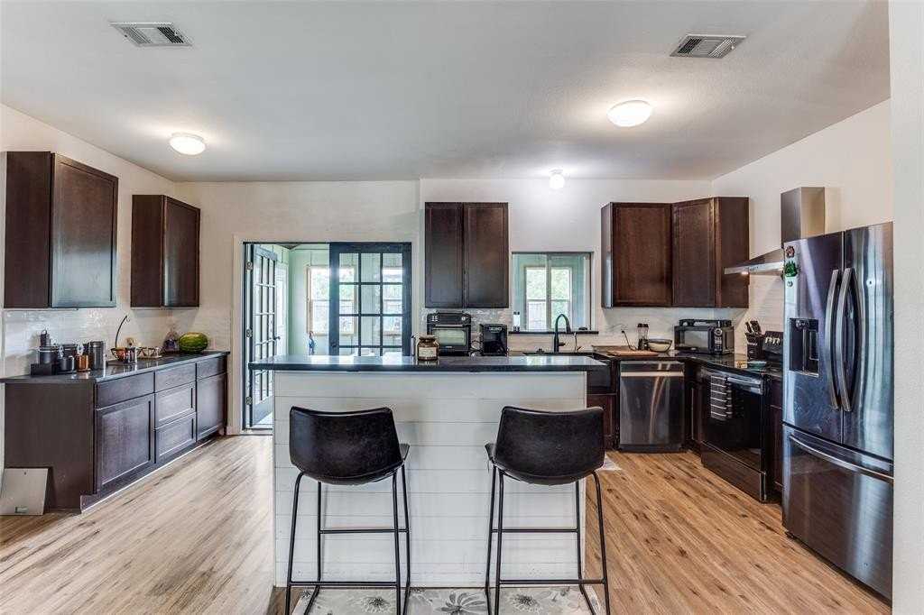 803 Greene Way - Photo 7 of 24