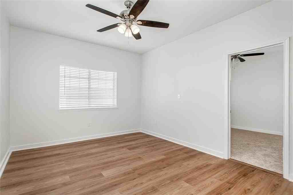 4713 Virginia Ave #E - Photo 7 of 32