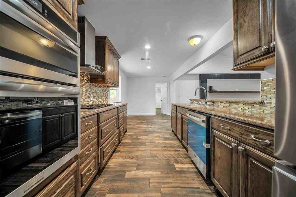 2516 Pinebluff Dr - Photo 6 of 22