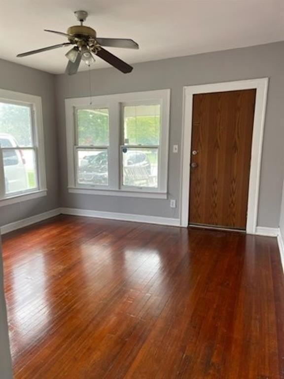 5721 Victor St - Photo 5 of 26